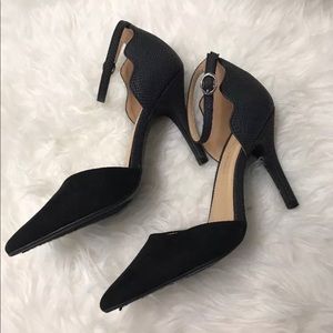 Chinese Laundry Black Suede Stiletto High  👠